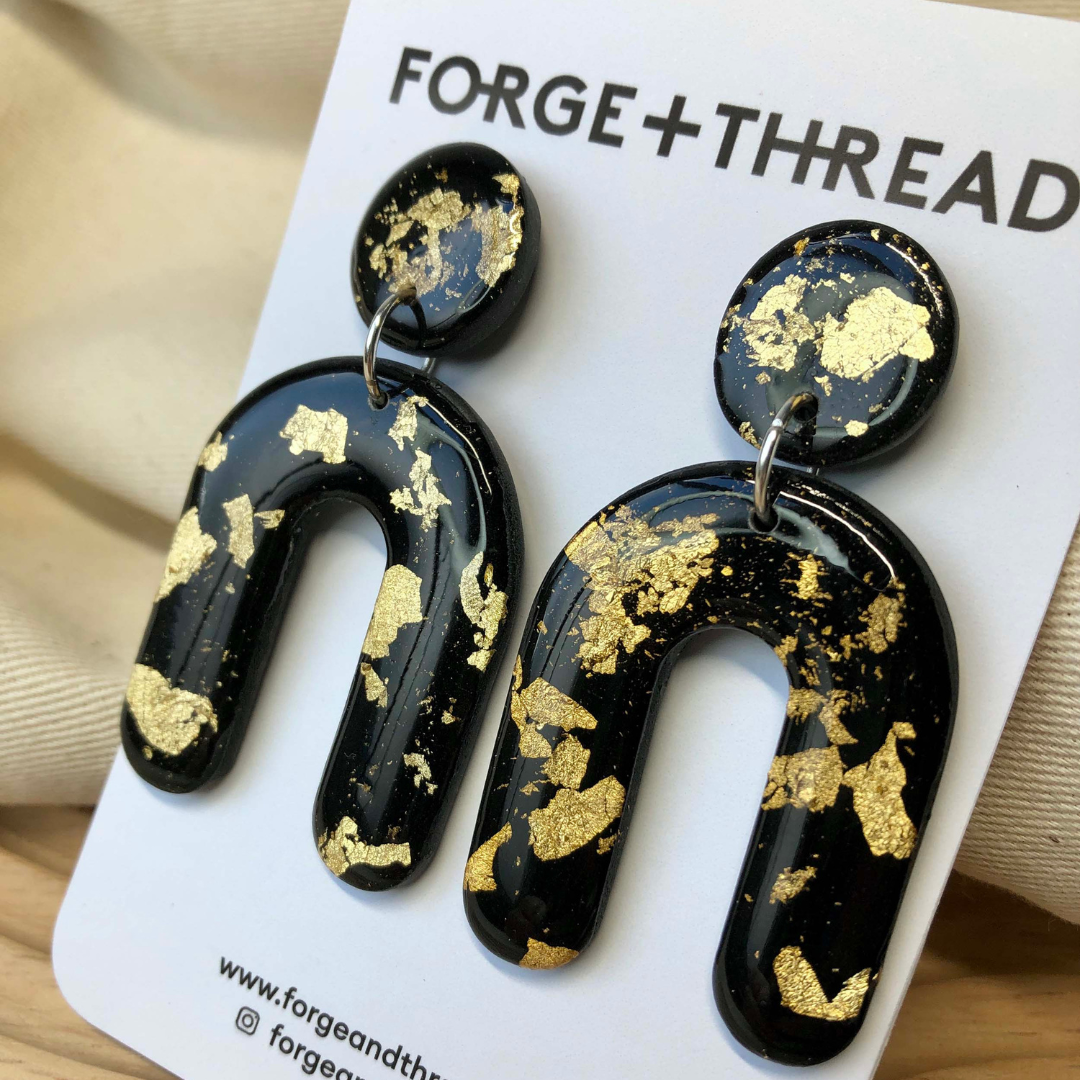 GOLD LEAF ROUNDED ARCH EARRINGS