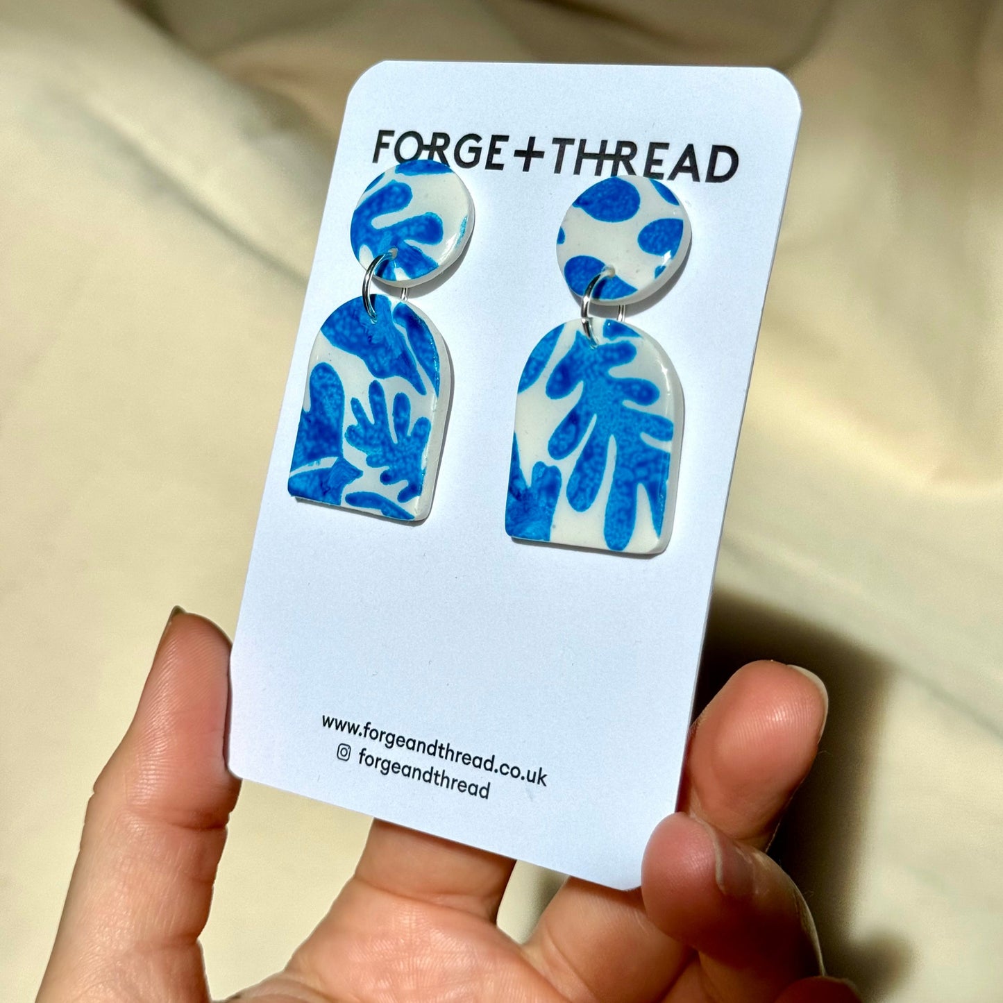 BLUE MATISSE SMALL ARCH EARRINGS