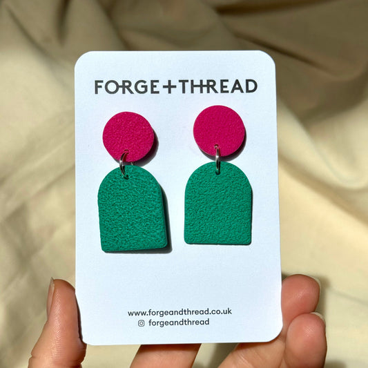 GREEN & PINK TEXTURED SMALL ARCH EARRINGS