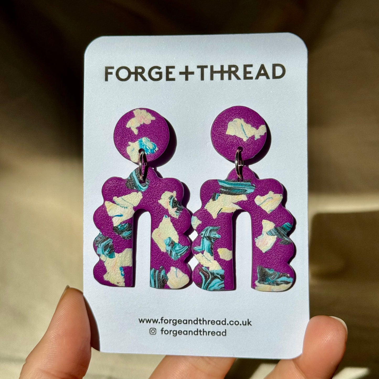 PURPLE TERRAZZO SCALLOPED ARCH EARRINGS