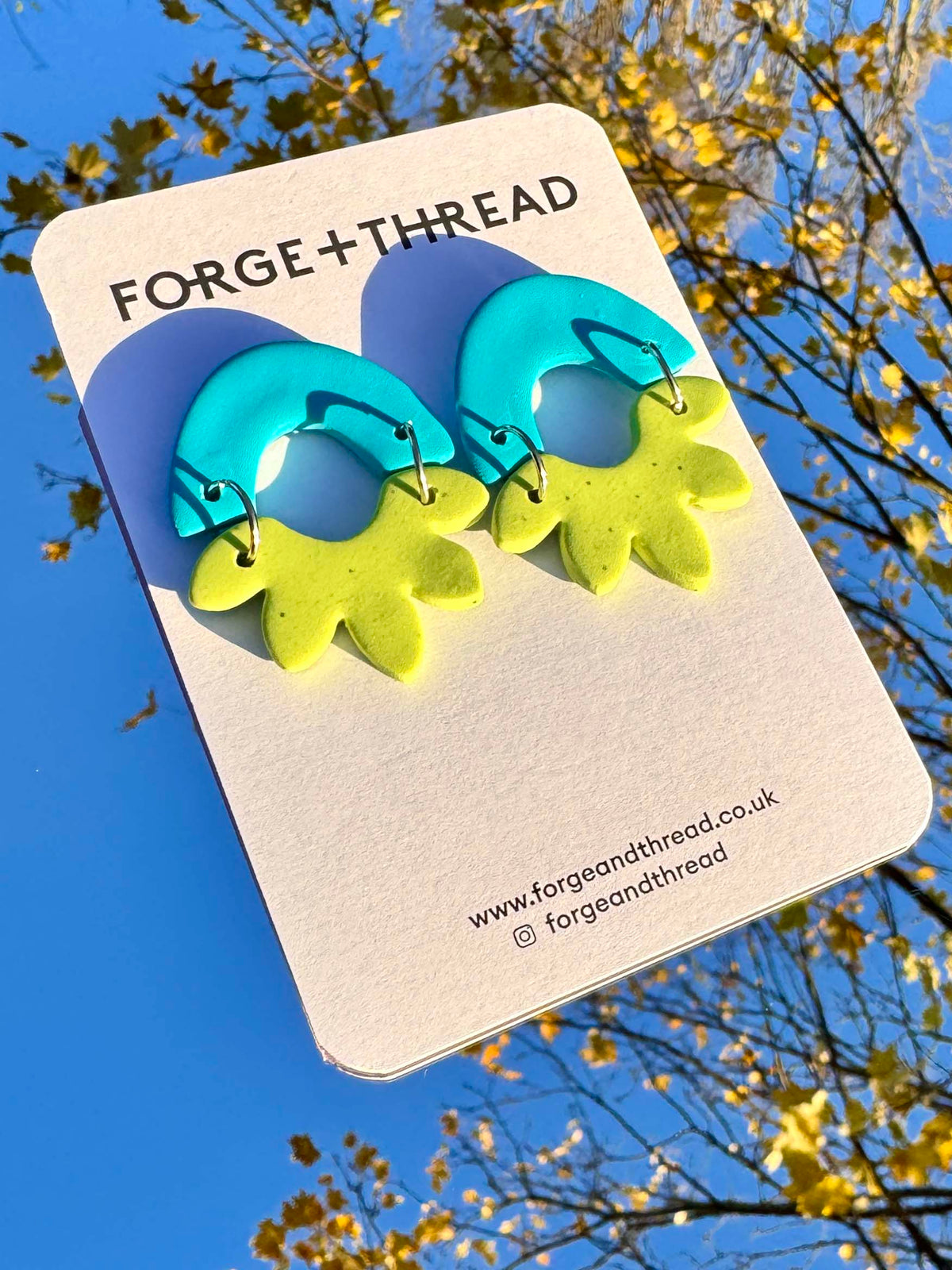 MAISY EARRING - BLUE & SPECKLED WASABI