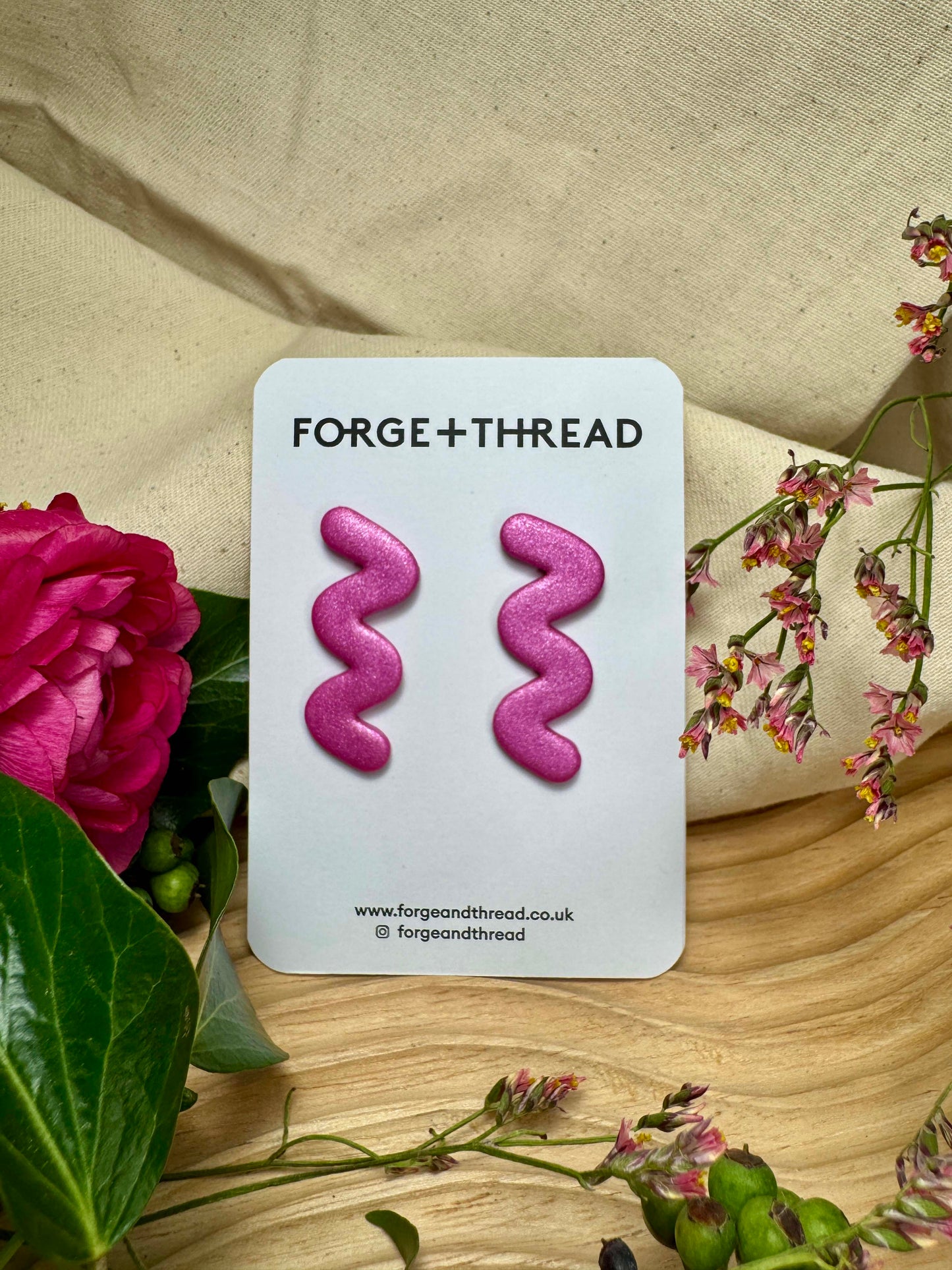 METALLIC PINK WIGGLE EARRINGS