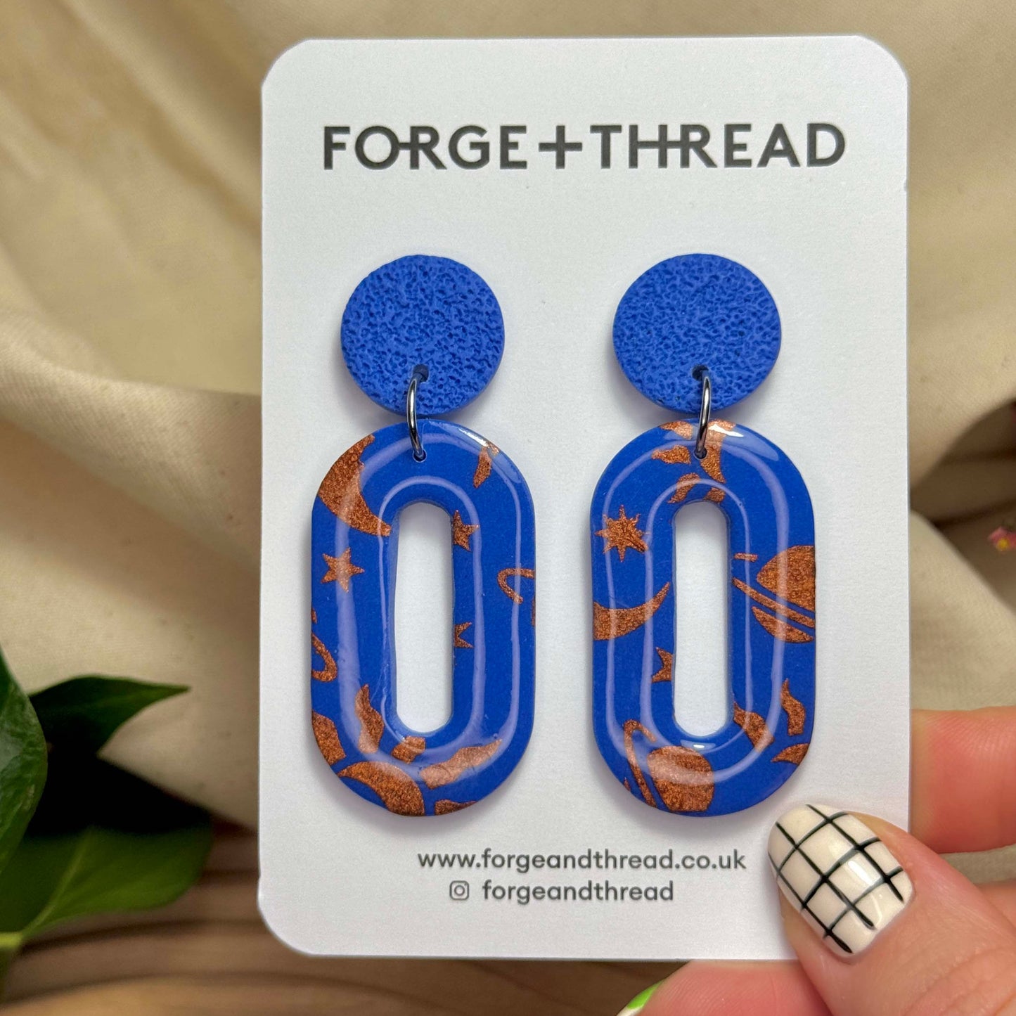 BLUE NIGHT SKY OVAL EARRINGS