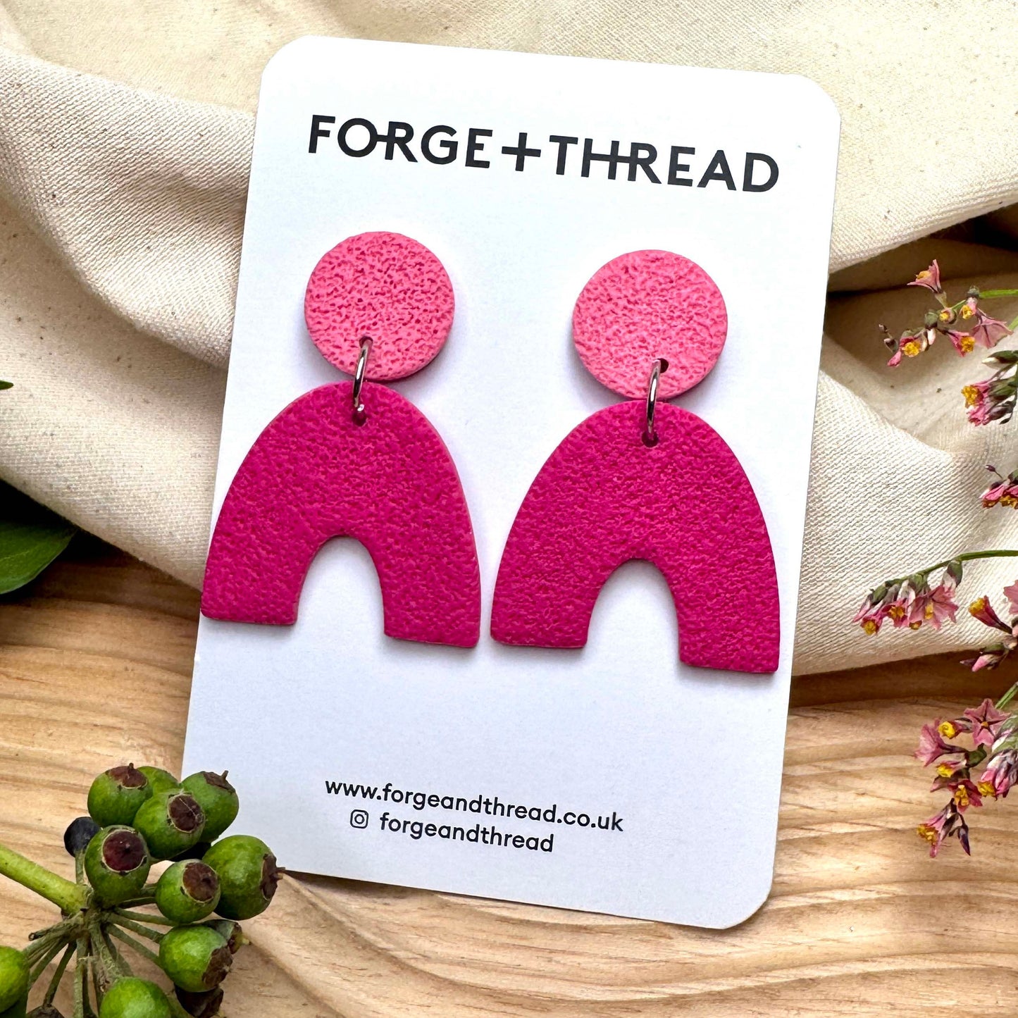FUCHSIA & PINK TEXTURED ARC EARRINGS