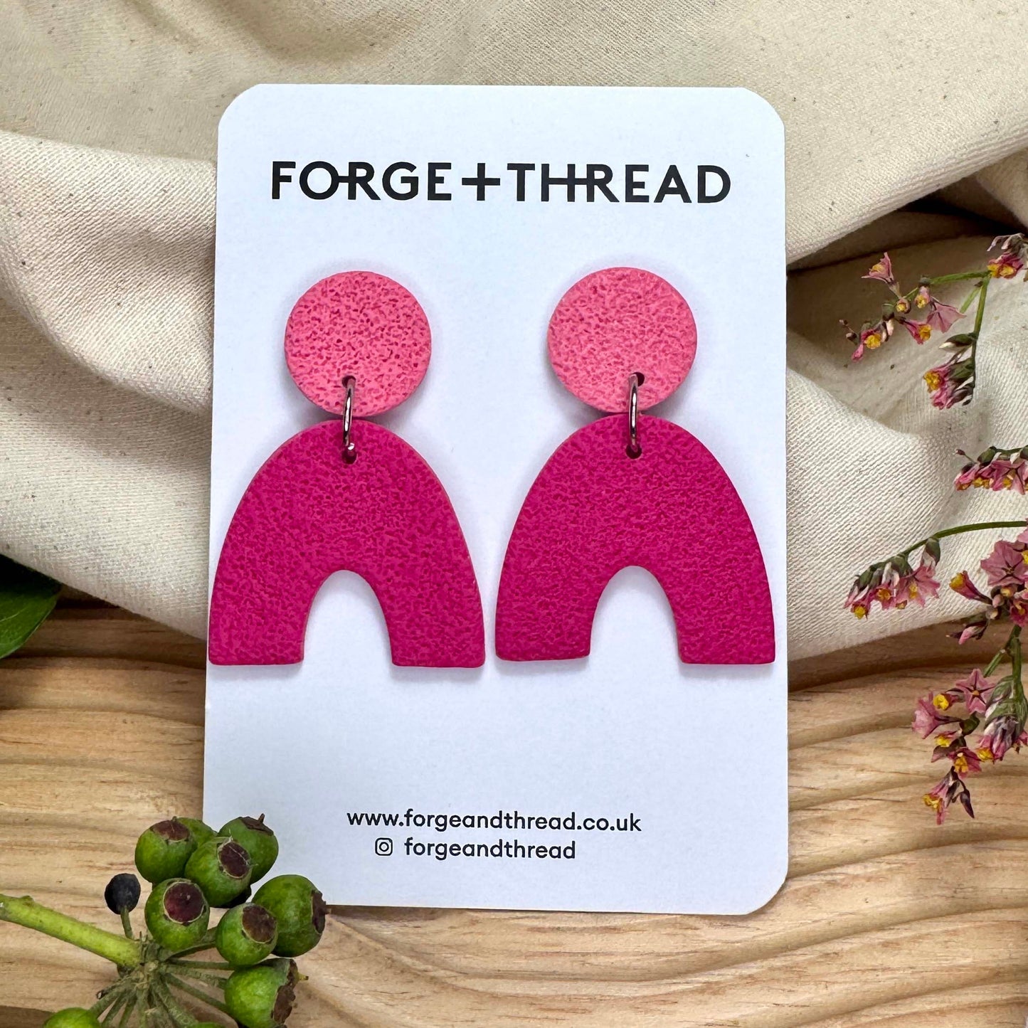 FUCHSIA & PINK TEXTURED ARC EARRINGS