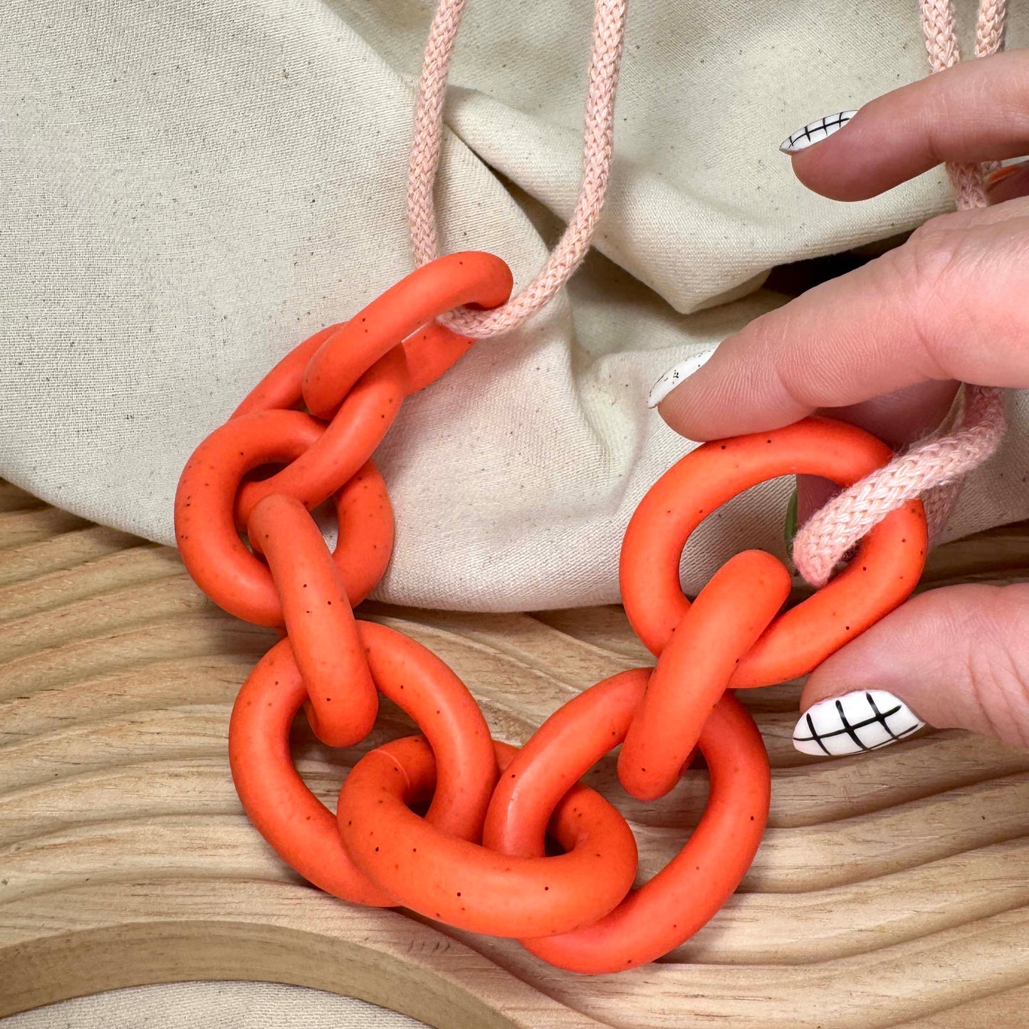 ORANGE SPECKLE CHUNKY LINK NECKLACE