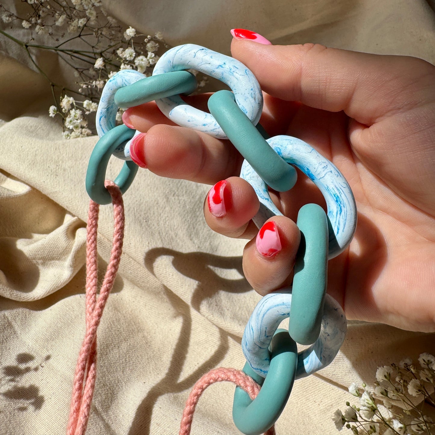 DEEP TURQUOISE AND MARBLE CHUNKY LINK NECKLACE
