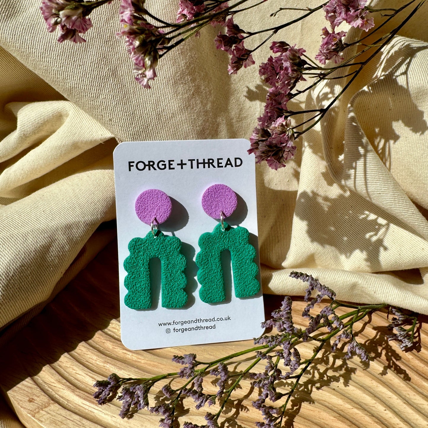 GREEN & LILAC TEXTURED SCALLOPED ARCH EARRINGS
