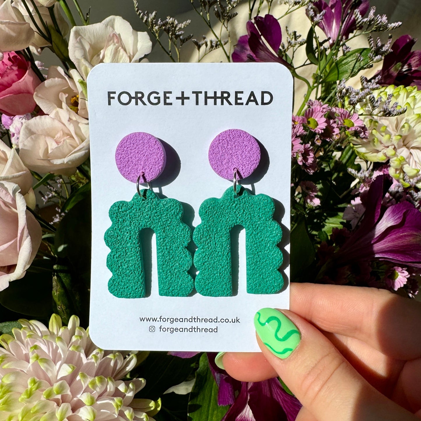 GREEN & LILAC TEXTURED SCALLOPED ARCH EARRINGS