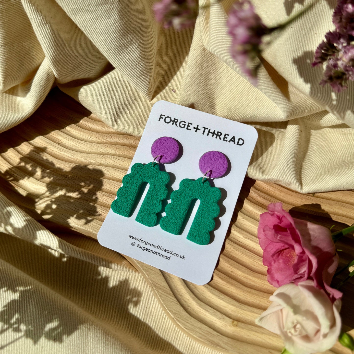 GREEN & LILAC TEXTURED SCALLOPED ARCH EARRINGS