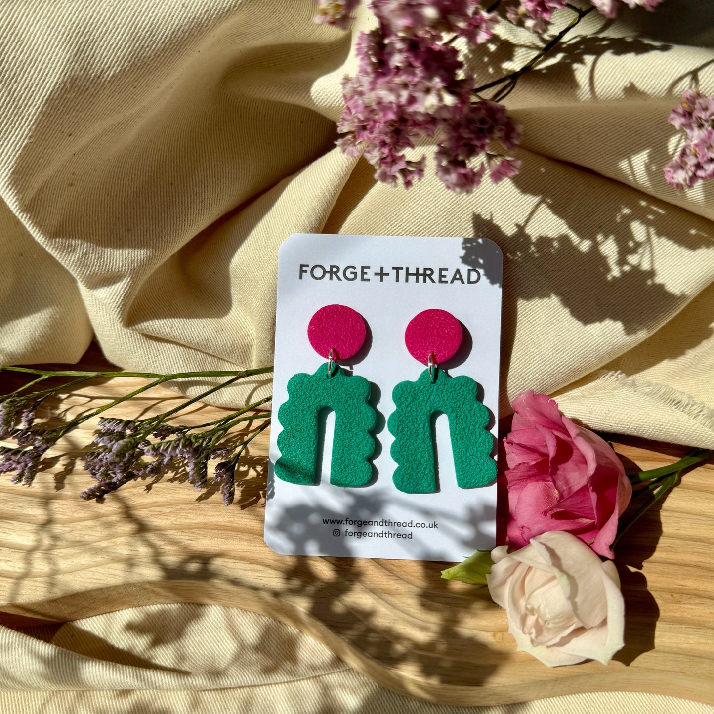 GREEN & PINK TEXTURED SCALLOPED ARCH EARRINGS