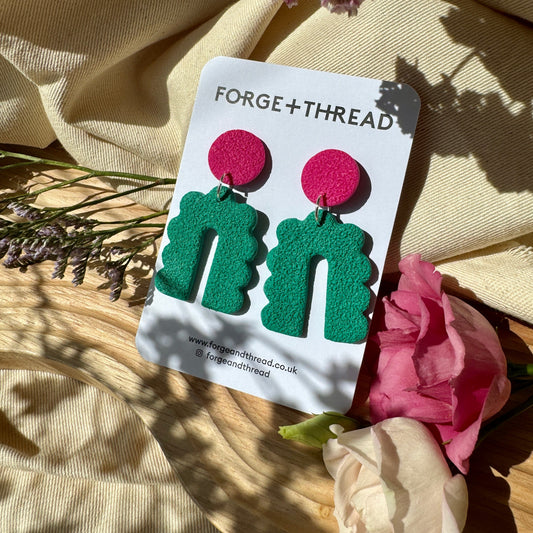 GREEN & PINK TEXTURED SCALLOPED ARCH EARRINGS