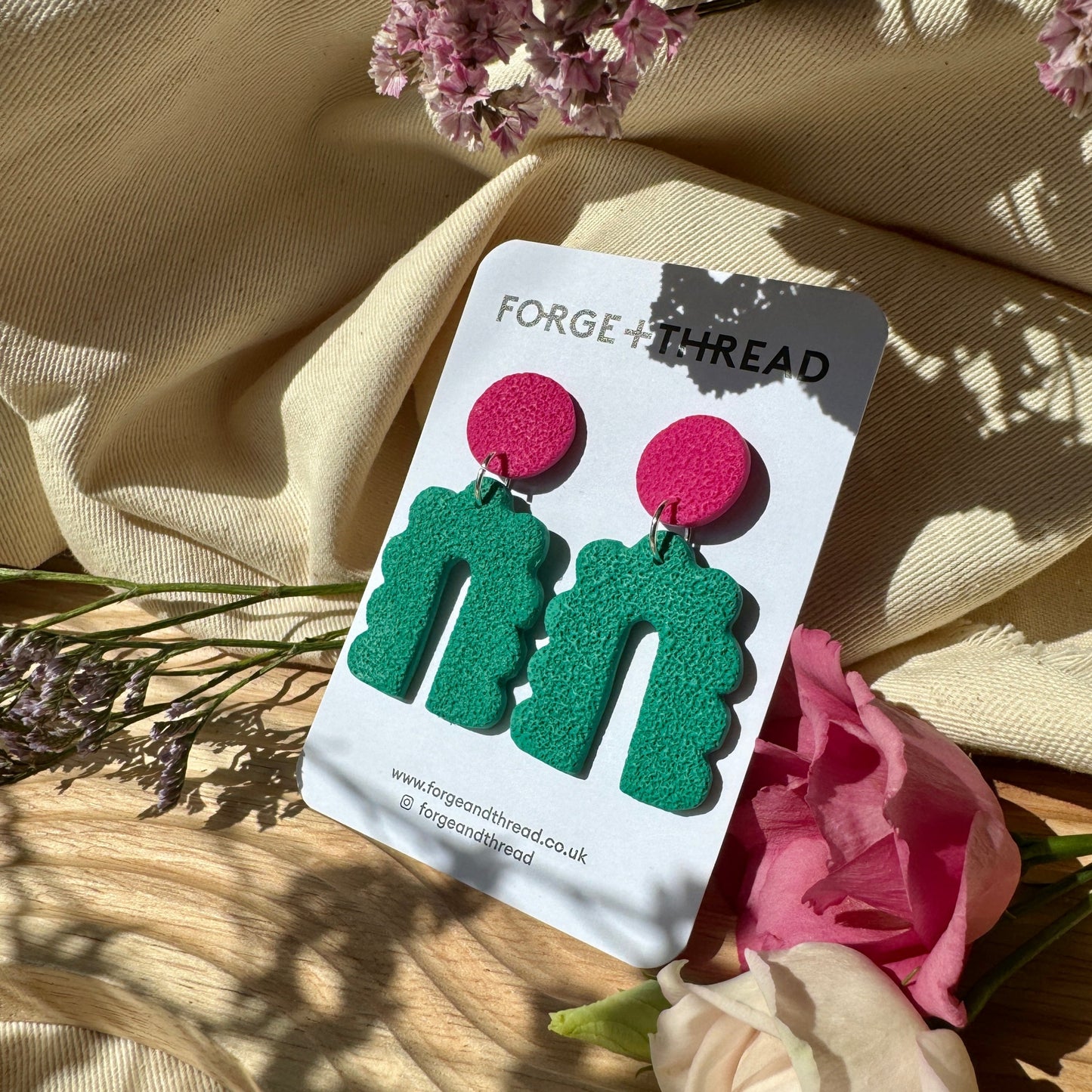 GREEN & PINK TEXTURED SCALLOPED ARCH EARRINGS