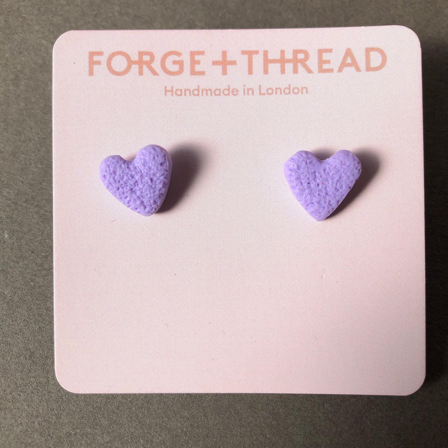 LILAC TEXTURED HEART STUDS