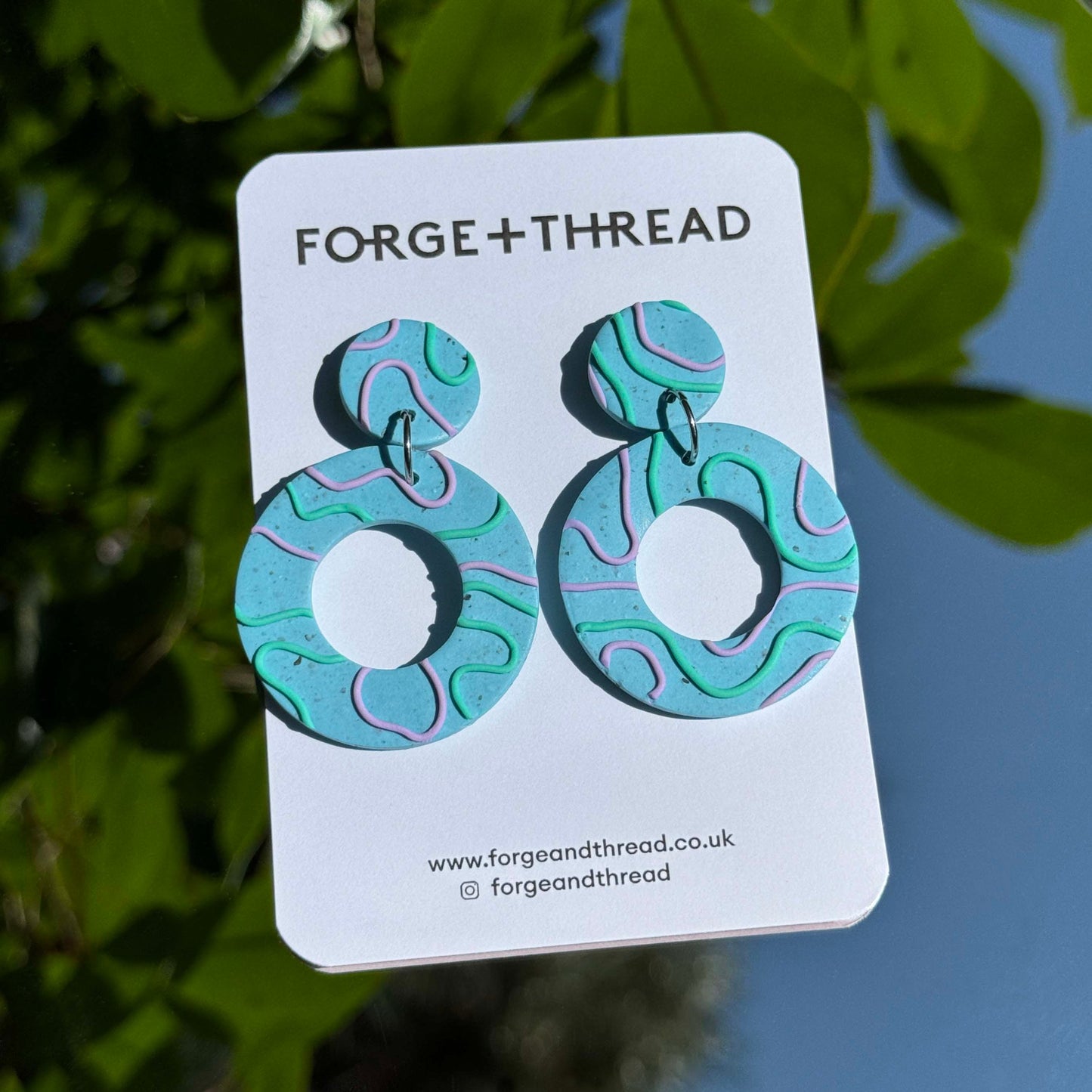 TURQUOISE WIGGLE CIRCLE EARRINGS
