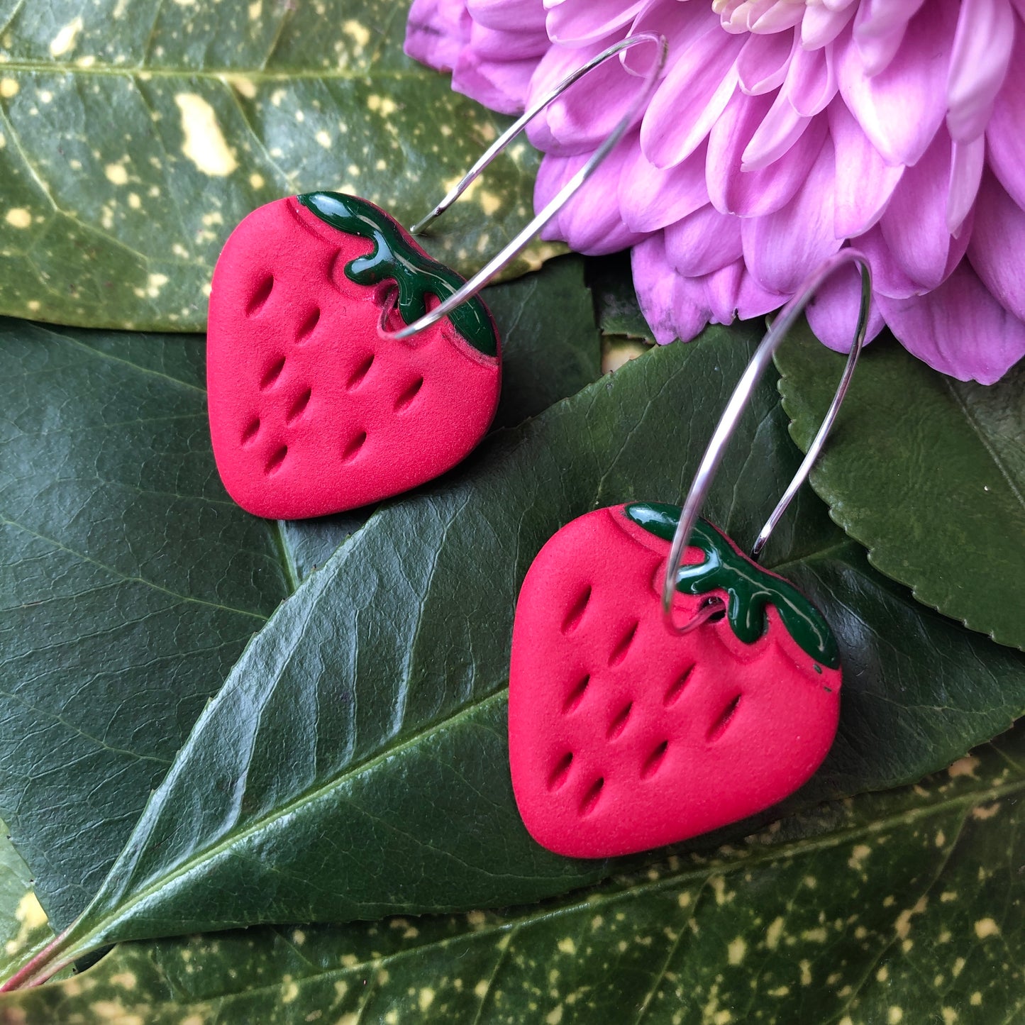 STRAWBERRY FRUIT EARRINGS