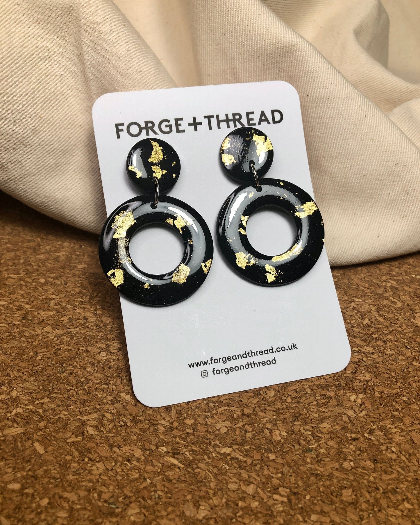 GOLD LEAF CIRCLE EARRINGS