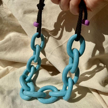 BLUE SPECKLE CHUNKY LINK NECKLACE
