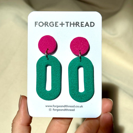 GREEN TEXTURED OVAL DROP EARRINGS