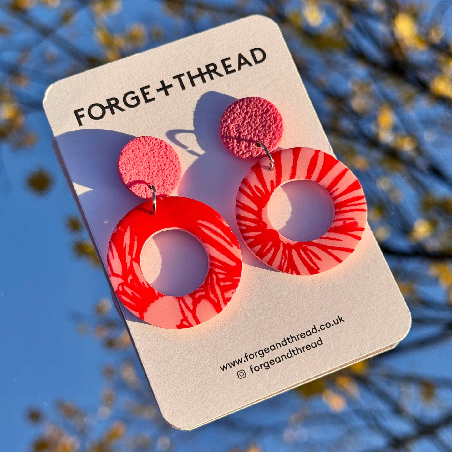 SUNFLOWER CIRCLES - PINK & RED