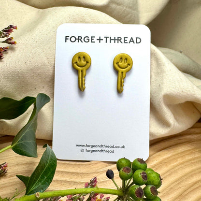 GOLD KEY STUDS