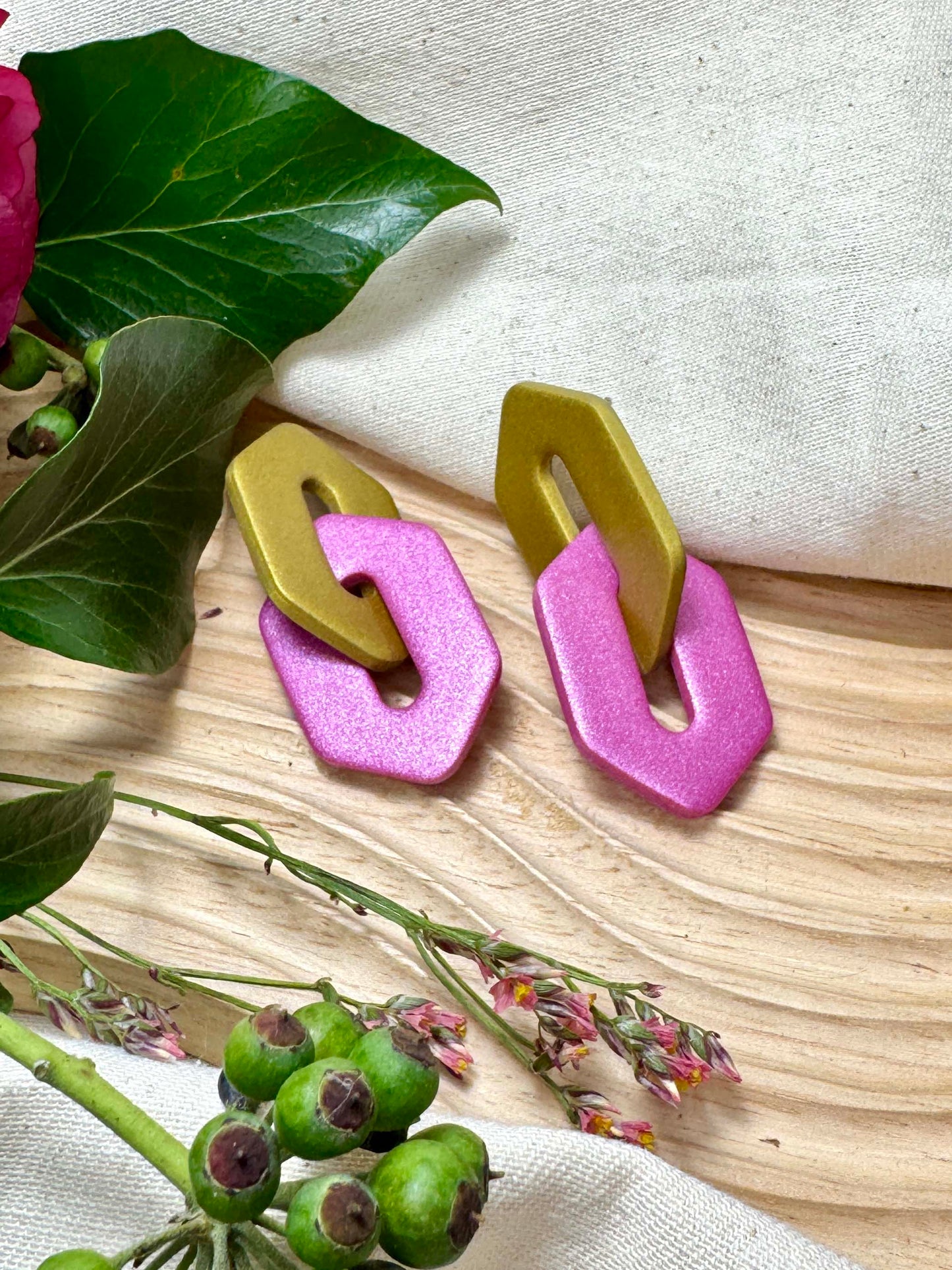 PINK & GOLD INTERLINKING EARRINGS
