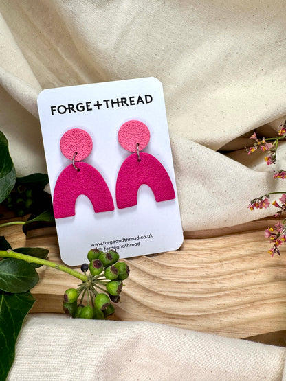 FUCHSIA & PINK TEXTURED ARC EARRINGS