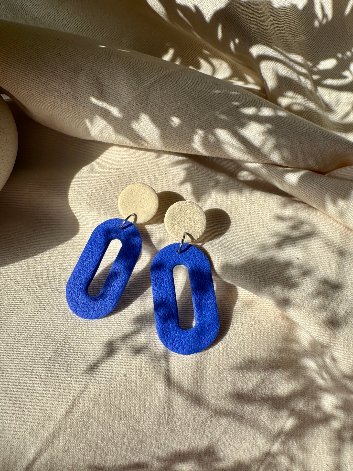 BLUE & IVORY TEXTURED OVAL EARRINGS