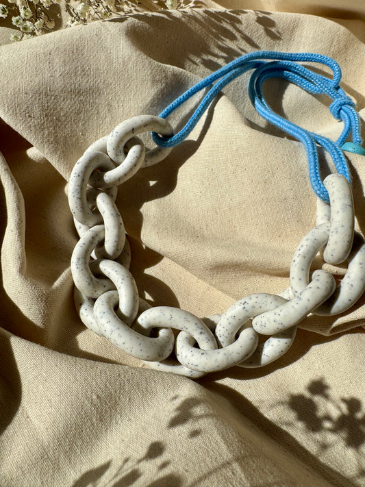 WHITE SPECKLE CHUNKY LINK NECKLACE