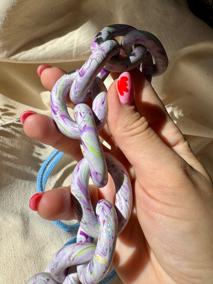 PURPLE & WHITE MARBLED CHUNKY LINK NECKLACE