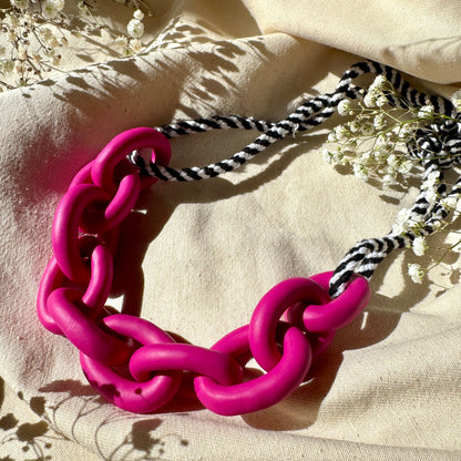 FUCHSIA PINK CHUNKY LINK NECKLACE