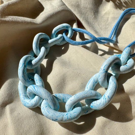 BLUE & WHITE MARBLED CHUNKY LINK NECKLACE