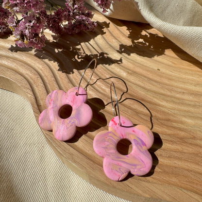 PINK FLOWER WIRE EARRINGS