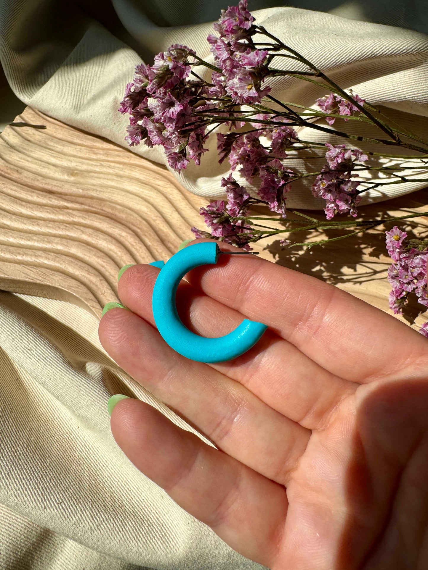 AQUA SMOOTH HOOP EARRINGS