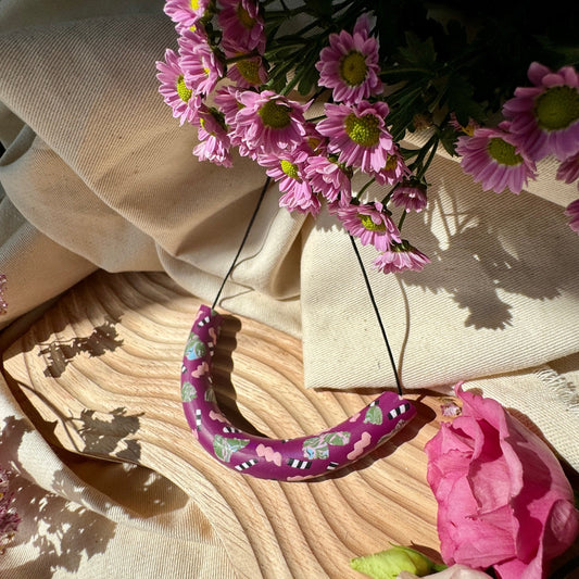 MAROON & KHAKI ARCH NECKLACE