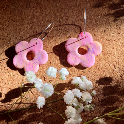 PINK FLOWER WIRE EARRINGS