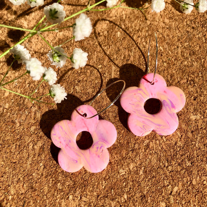 PINK FLOWER WIRE EARRINGS