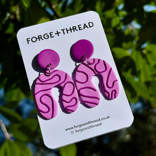 BERRY WIGGLE WONKY ARCH EARRINGS