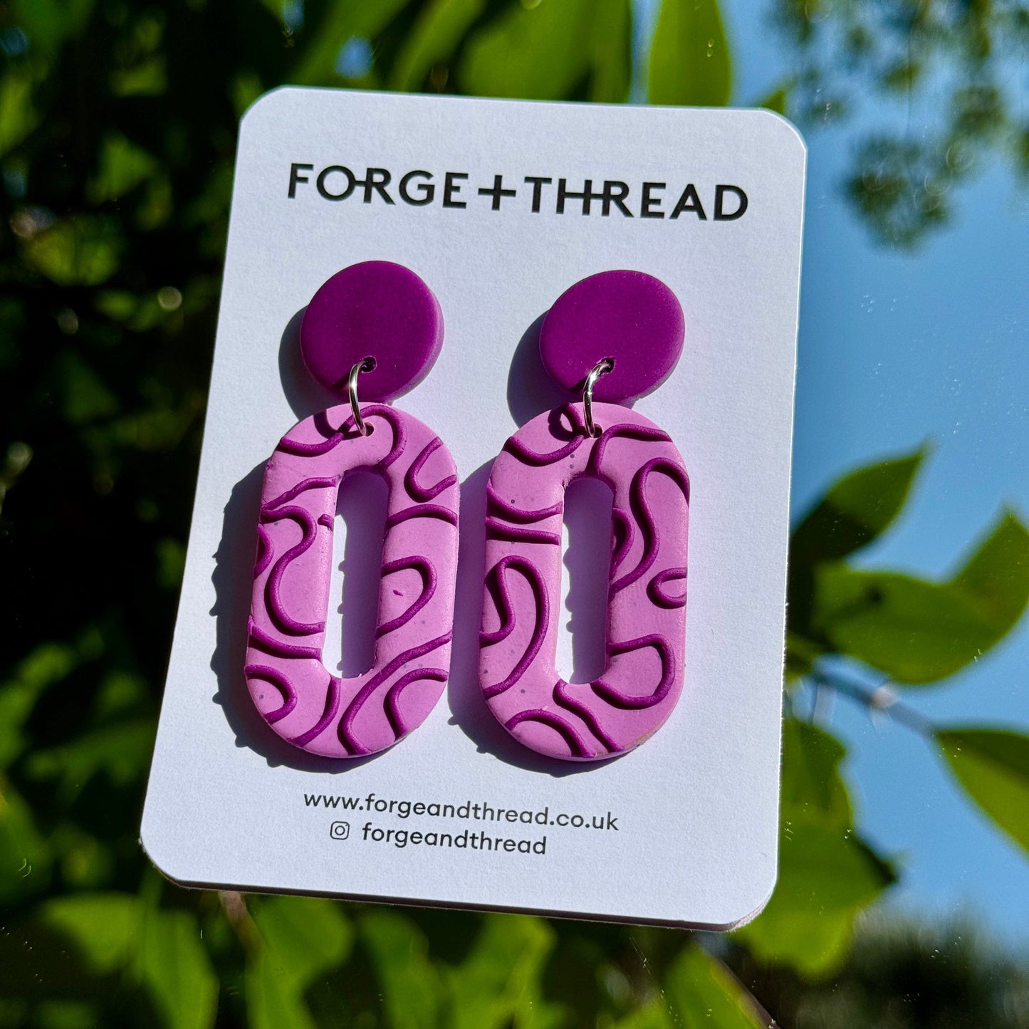 BERRY WIGGLE OVAL EARRINGS