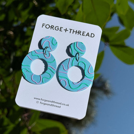 TURQUOISE WIGGLE CIRCLE EARRINGS