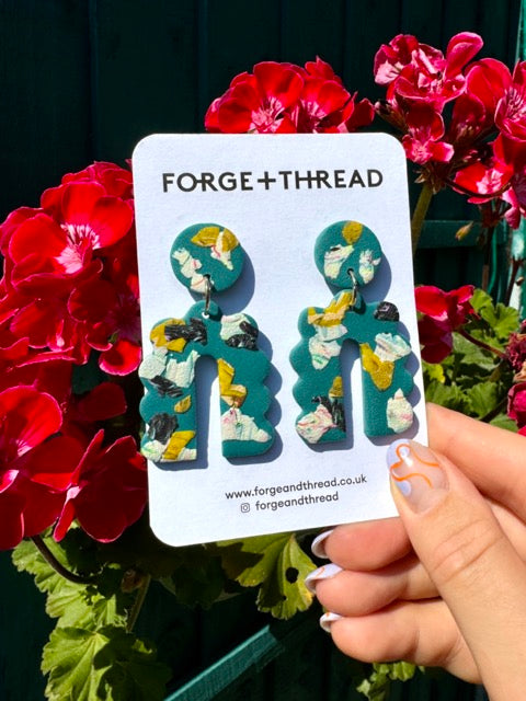 GREEN TERRAZZO SCALLOPED ARCH EARRINGS