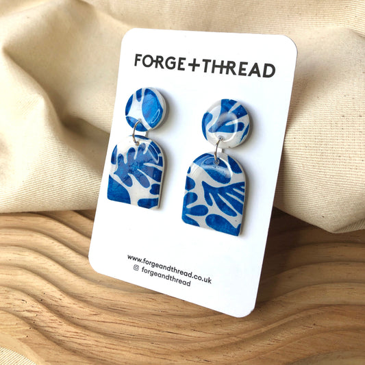 BLUE MATISSE SMALL ARCH EARRINGS