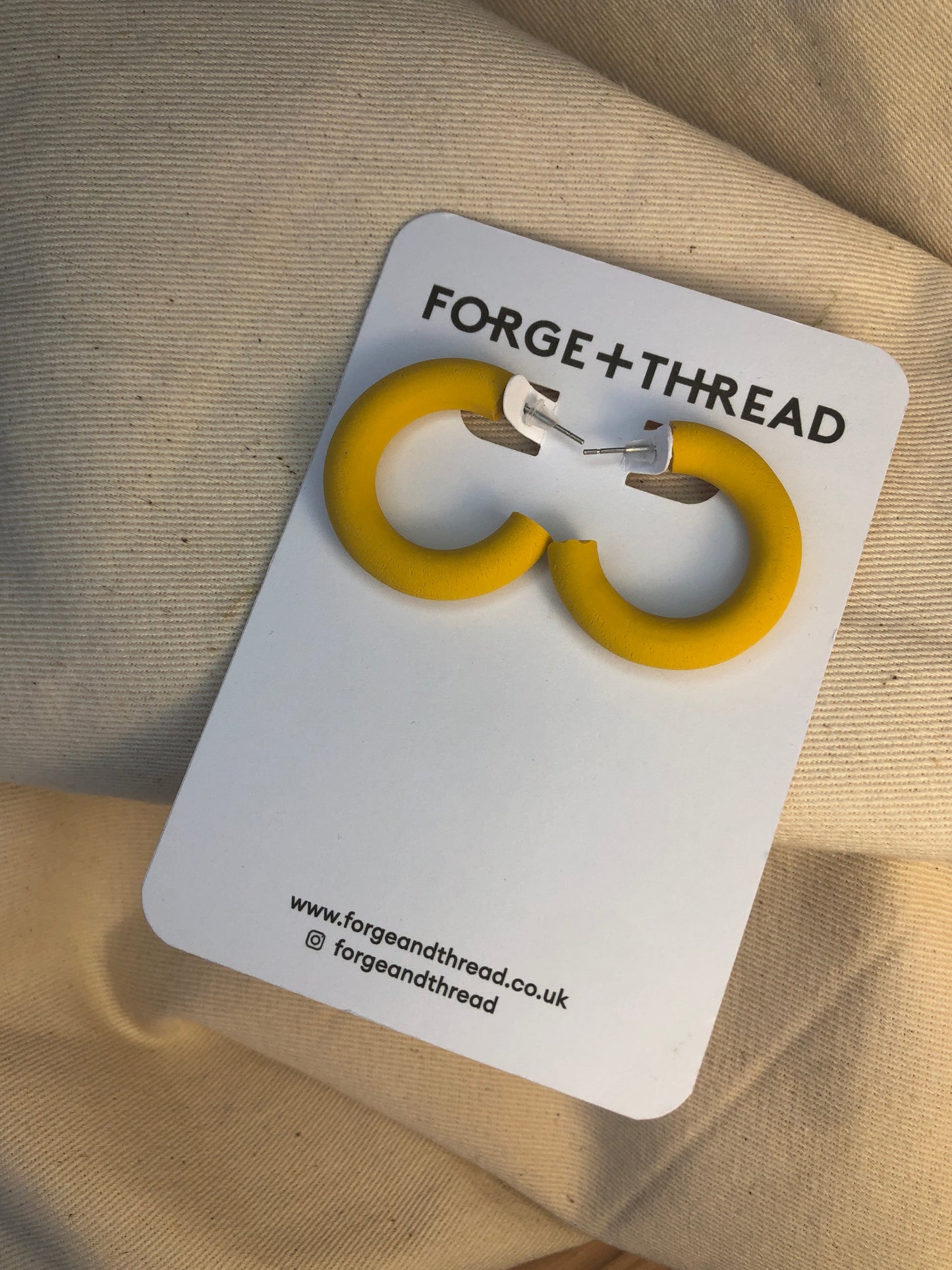 SMOOTH MUSTARD HOOPS