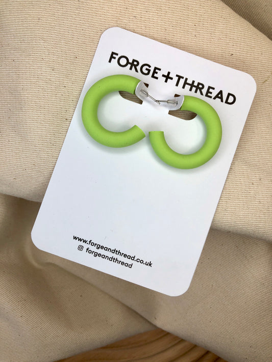 SMOOTH WASABI HOOPS