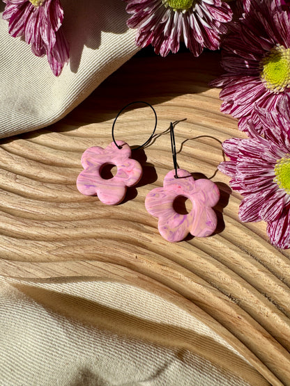 PINK FLOWER WIRE EARRINGS