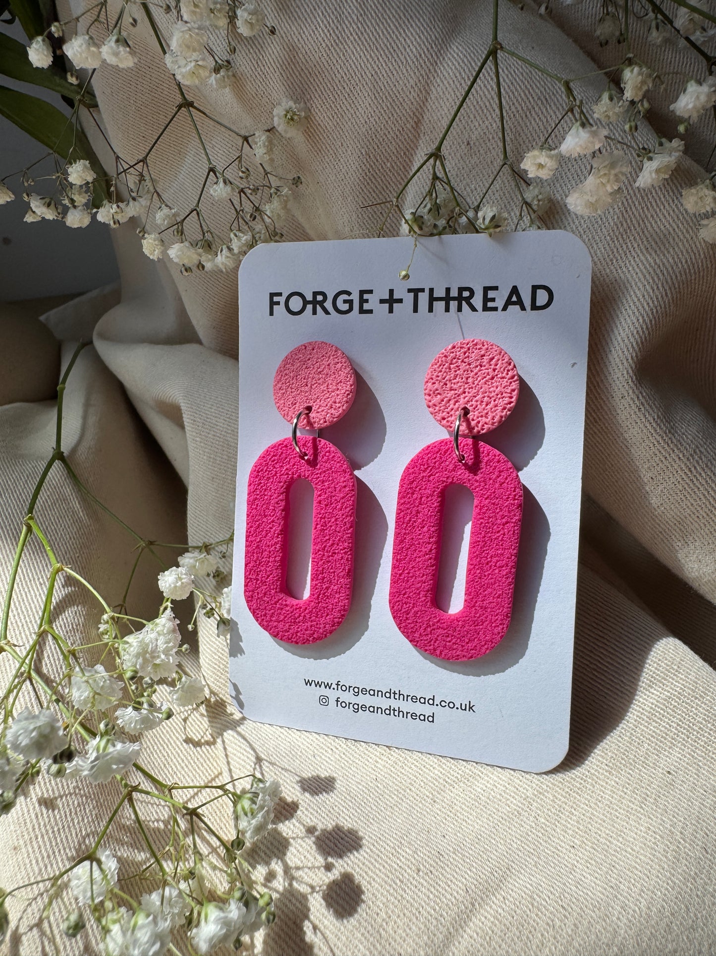 FUCHSIA & PINK TEXTURED OVAL DROP EARRINGS