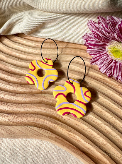 YELLOW WIGGLE FLOWER WIRE EARRINGS- SALE