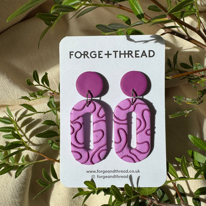 BERRY WIGGLE OVAL EARRINGS