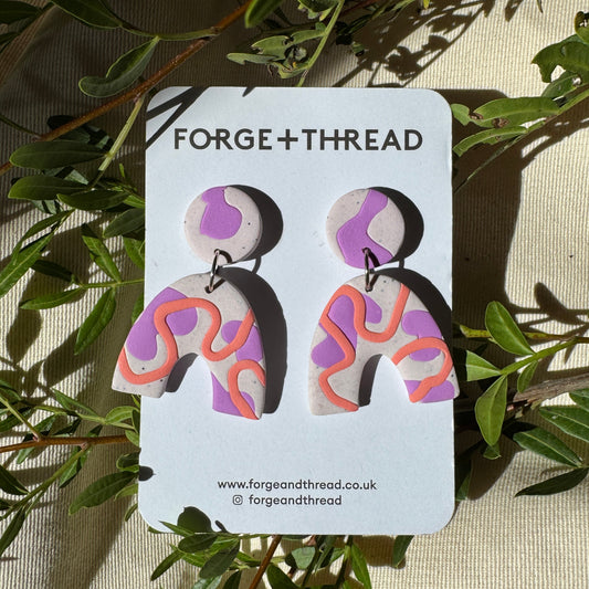 LILAC & PEACH WIGGLE ARC EARRINGS