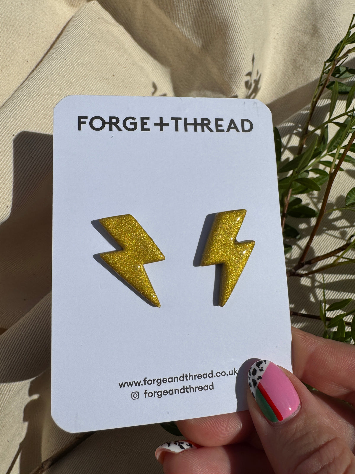 GOLD METALLIC LIGHTNING STUDS